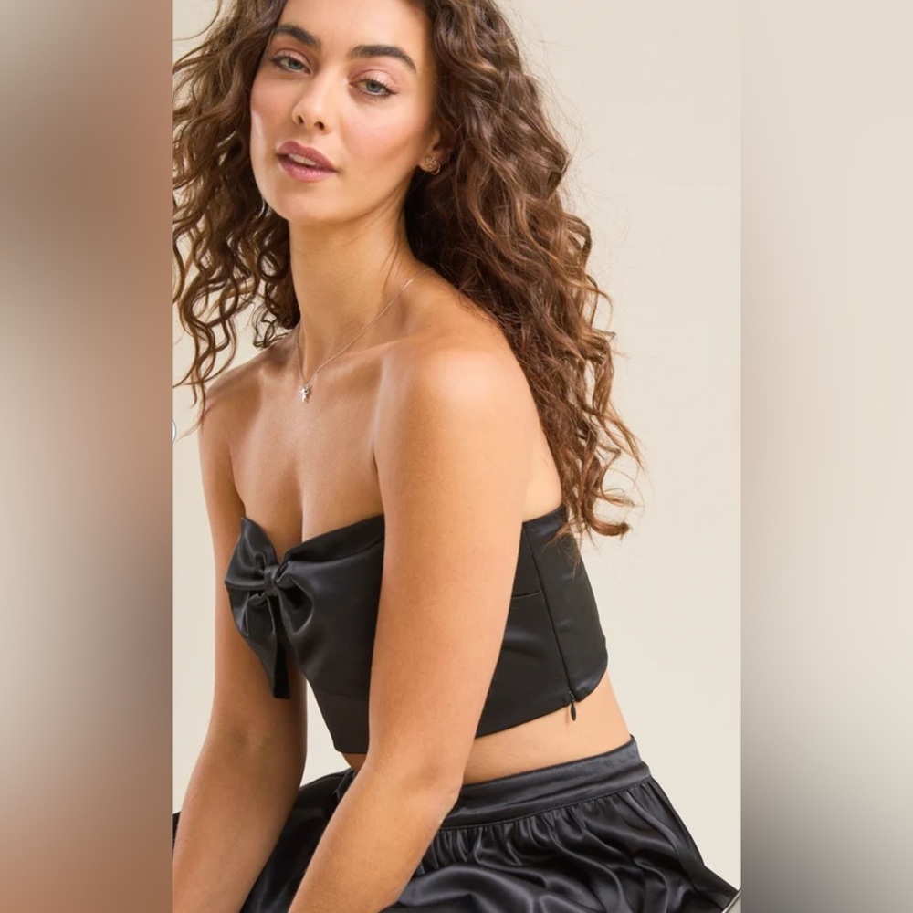 NWT Roxie Strapless Bow Top - Picture 2 of 8